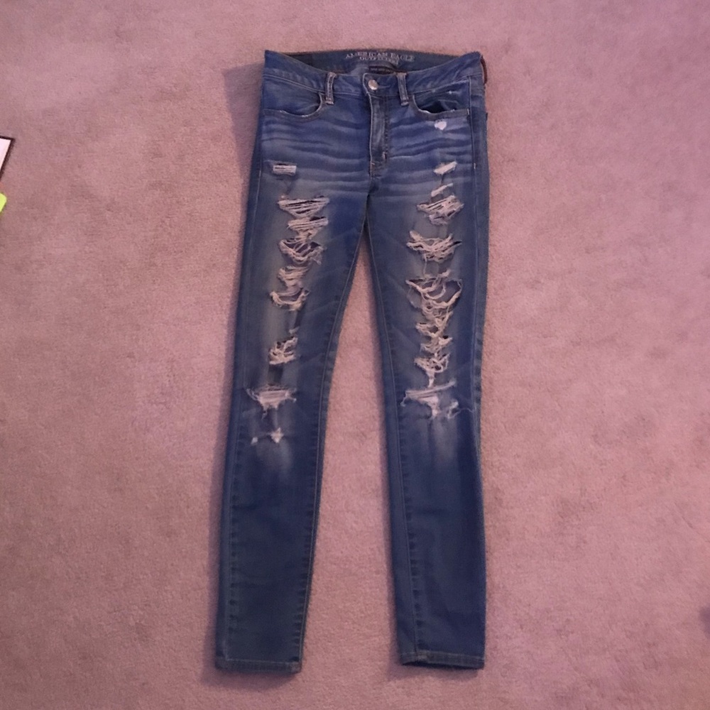 American Eagle High Waisted Jeans